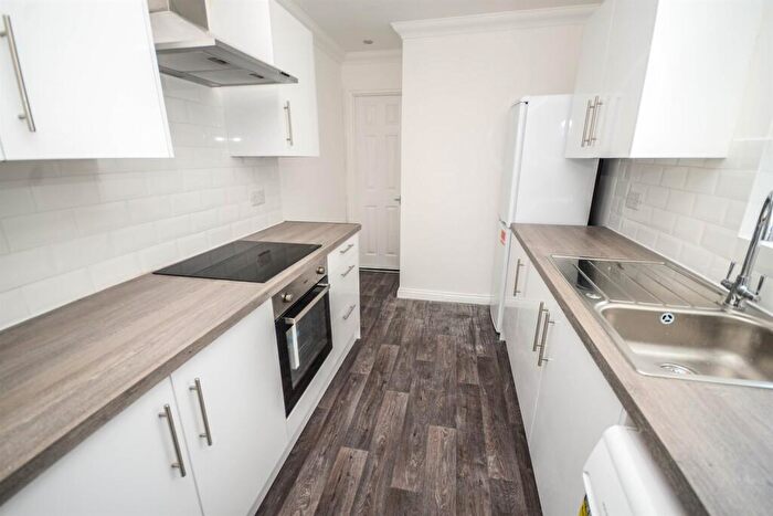 3 Bedroom Maisonette For Sale In Nora Street, South Shields, NE34
