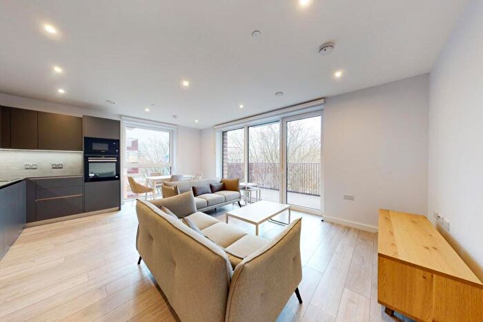 2 Bedroom Apartment To Rent In Park Central East, SE17