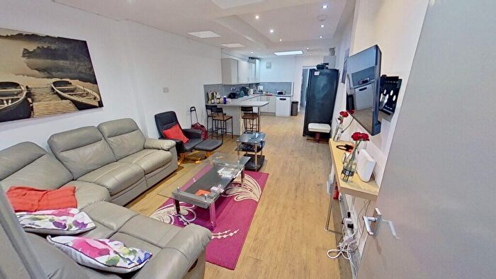 6 Bedroom House To Rent In Tiverton Road, Selly Oak, B29