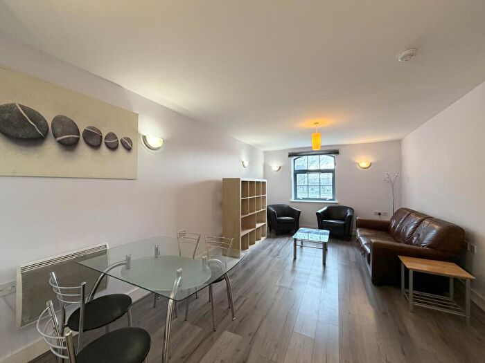 2 Bedroom Apartment To Rent In Home, Chapeltown Street, Manchester, M1