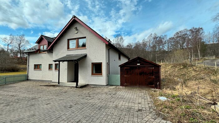 5 Bedroom Detached House For Sale In Kinveachy, Boat Of Garten, PH24