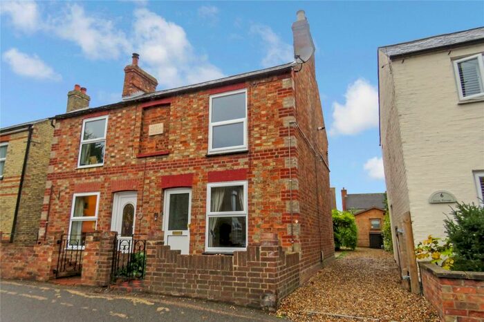 2 Bedroom Semi-Detached House To Rent In Silver Street, Great Barford, Bedford, Bedfordshire, MK44