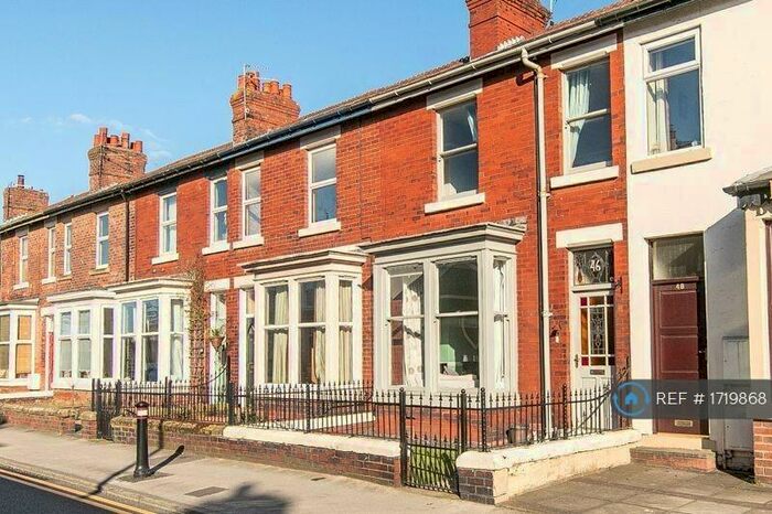 3 Bedroom Terraced House To Rent In Station Road, Poulton-Le-Fylde, FY6