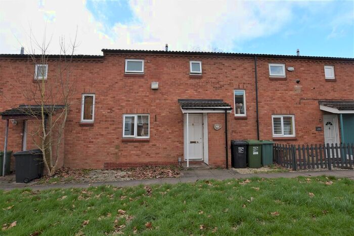 2 Bedroom Property To Rent In Exhall Close, Redditch, B98