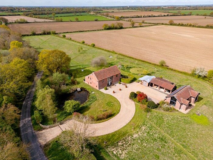 4 Bedroom Barn Conversion For Sale In Foxley, Dereham, NR20