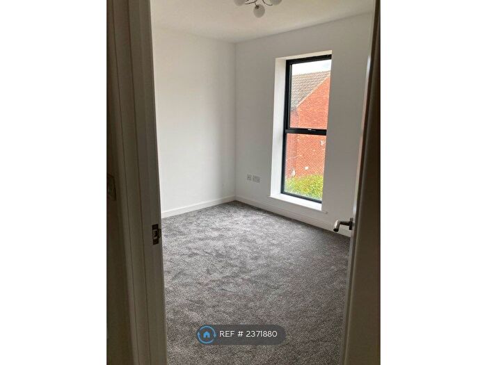 2 Bedroom End Of Terrace House To Rent In Cheltenham, Cheltenham, GL51