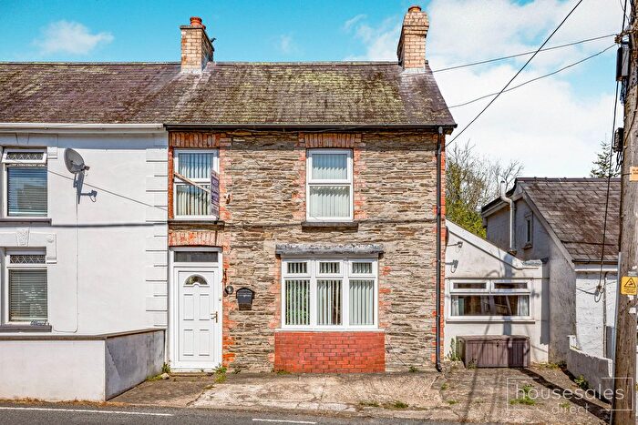 2 Bedroom Semi-Detached House For Sale In Ty Hapus, Cardigan, SA43