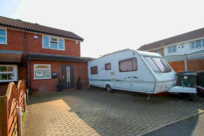 3 Bedroom End Of Terrace House To Rent In Lymore Croft, Walsgrave On Sowe, Coventry, CV2