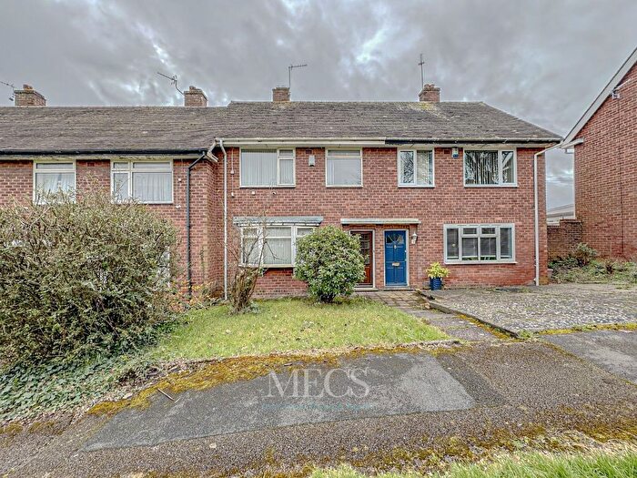 3 Bedroom Semi-Detached House To Rent In Cadleigh Gardens, Birmingham, West Midlands, B17