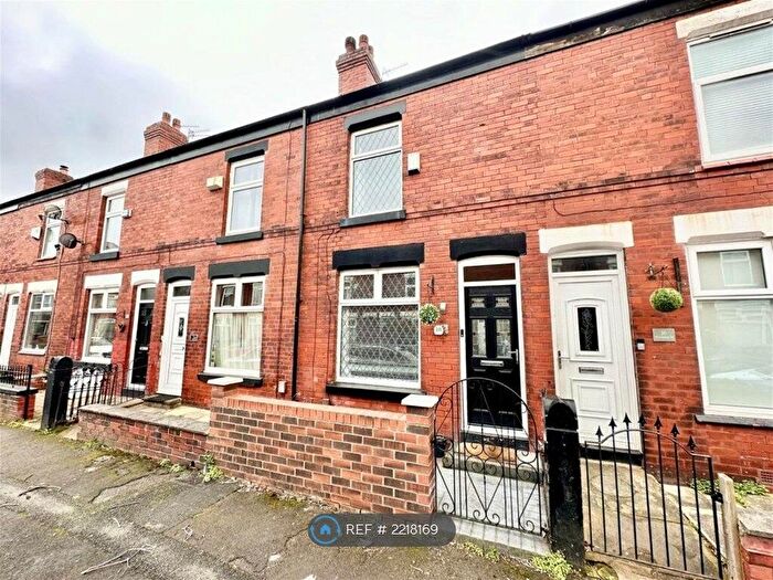 2 Bedroom Terraced House To Rent In Barnsley Street, Stockport, SK1