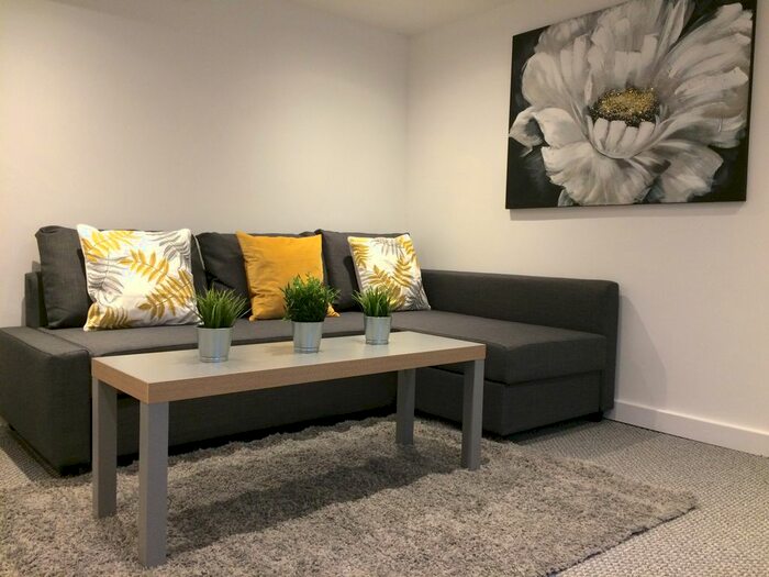 1 Bedroom Flat To Rent In Eastmoor Road, Wakefield, WF1