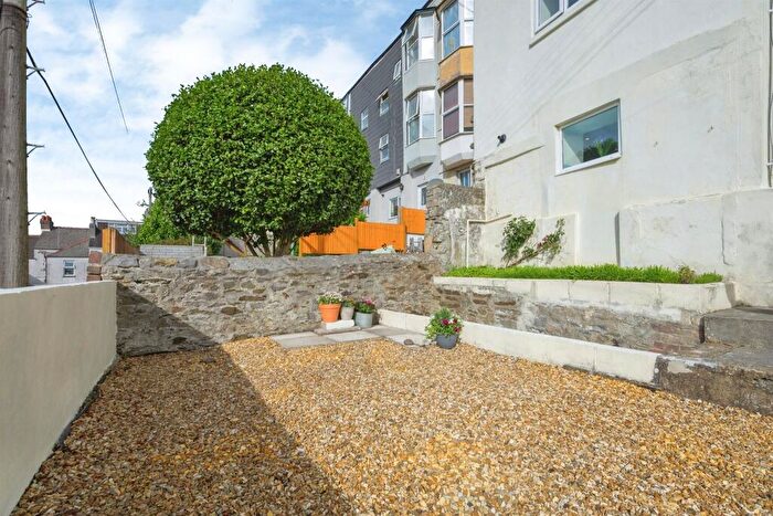 1 Bedroom Flat For Sale In Elm Road, Mannamead, Plymouth, PL4