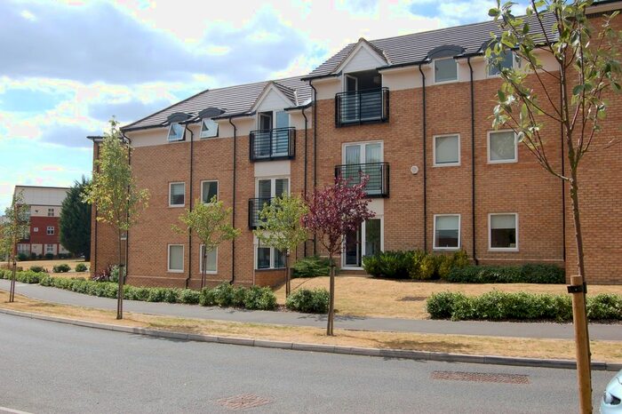 2 Bedroom Flat To Rent In Berwick Place, Welwyn Garden City., AL7