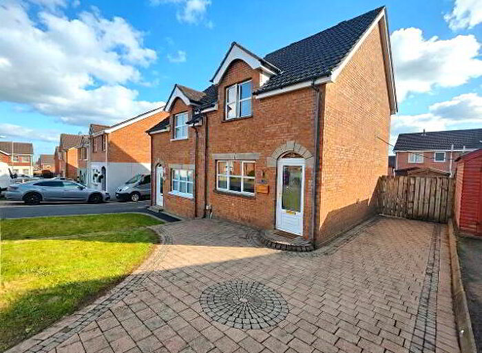 2 Bedroom Semi-Detached House For Sale In Lyndhurst Row, Belfast, BT13