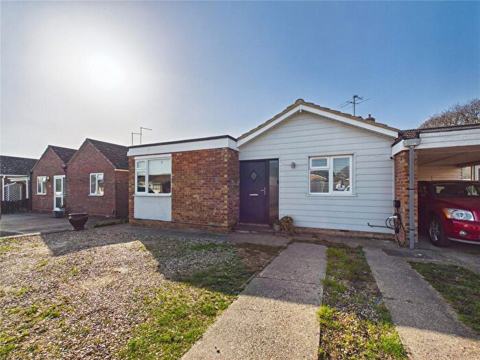 3 Bedroom Bungalow For Sale In Brinkley Crescent, Colchester, Essex, CO4