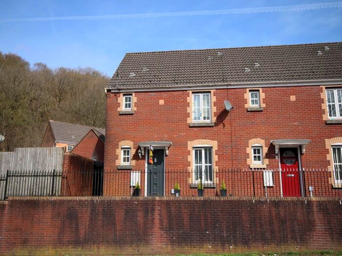 3 Bedroom Property To Rent In Mill Court, Hafodrynys, Newport, NP11