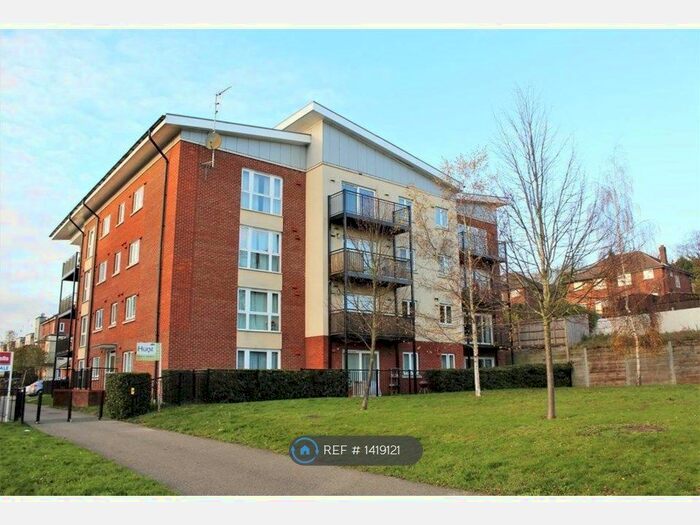 2 Bedroom Flat To Rent In Tadros Court, High Wycombe, HP13