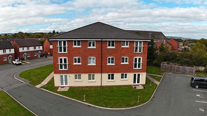 2 Bedroom Flat To Rent In Lovett Place, Gobowen, SY11