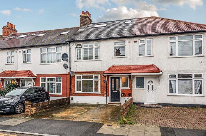 4 Bedroom Terraced House For Sale In Walsingham Road, Mitcham, CR4