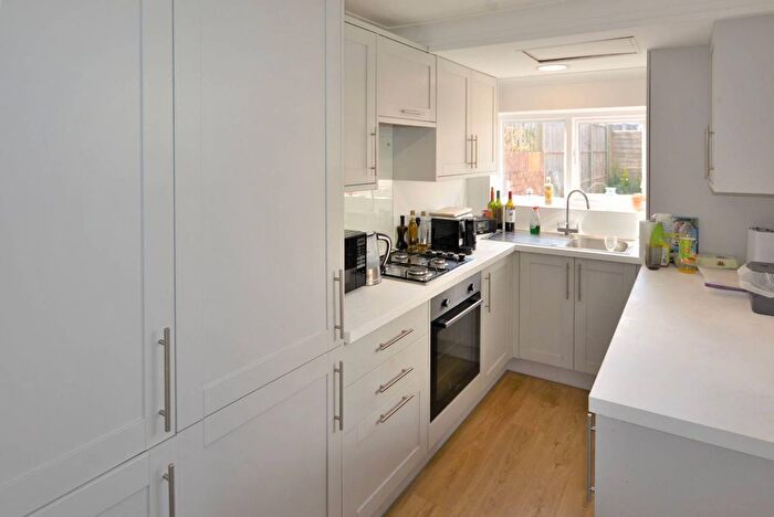 2 Bedroom Terraced House To Rent In Glencoe Road, Bushey, WD23