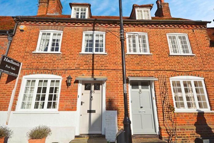 3 Bedroom Terraced House For Sale In High Street, Amersham, HP7