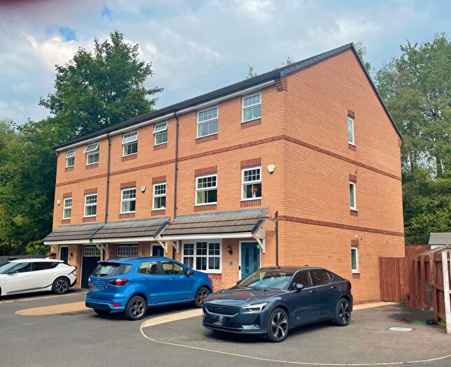 5 Bedroom Town House For Sale In Cotton Way, Helmshore, Rossendale, Lancashire, BB4