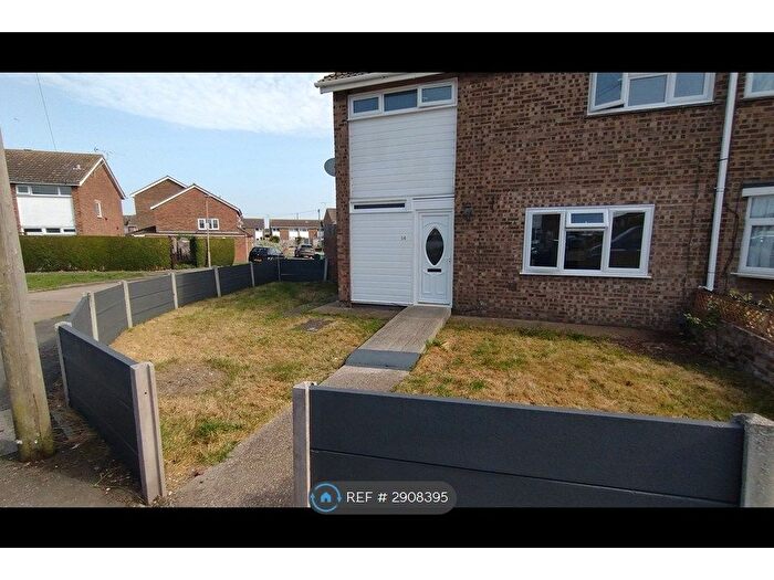 3 Bedroom Semi-Detached House To Rent In Fifth Avenue, Canvey Island, SS8
