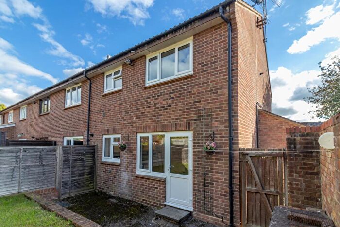 1 Bedroom End Of Terrace House To Rent In Appledown Close, Alresford, Hampshire, SO24