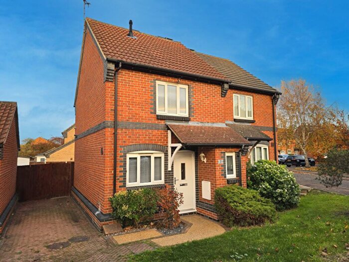 2 Bedroom Semi-Detached House To Rent In Langham Drive, Rayleigh, Essex, SS6