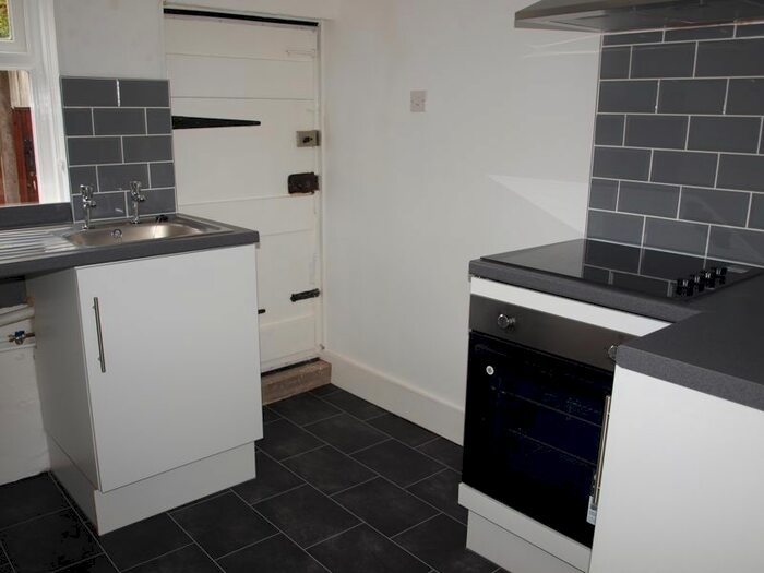 1 Bedroom Terraced House To Rent In St. Margarets Road, Lowestoft, NR32