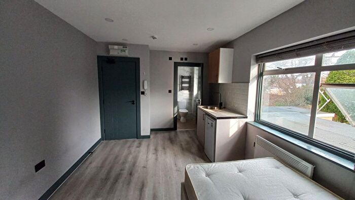 Studio To Rent In Windmore Avenue, Potters Bar, EN6