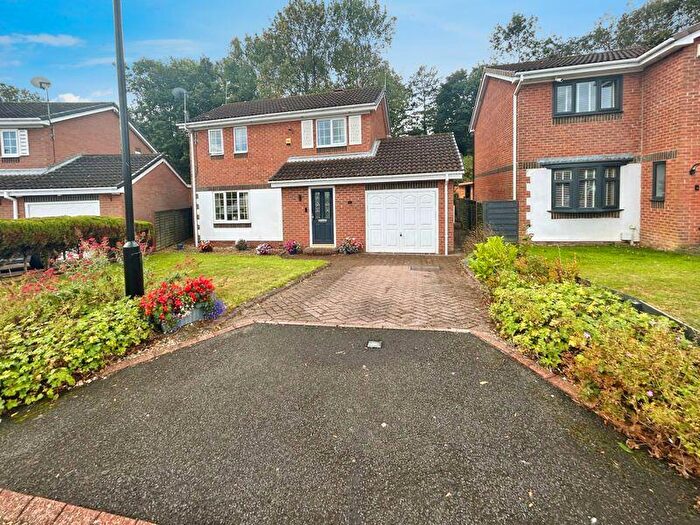 3 Bedroom Detached House For Sale In Cherrytree Close, Newcastle Upon Tyne, NE12