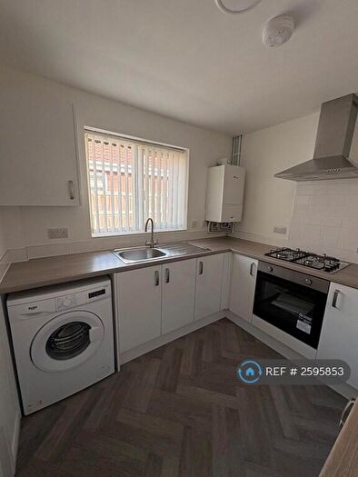 3 Bedroom Bungalow To Rent In Hoddesdon Crescent, Doncaster, DN7