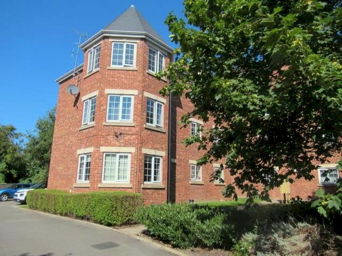 2 Bedroom Flat To Rent In Castle Lodge Gardens, Rothwell, Leeds, LS26
