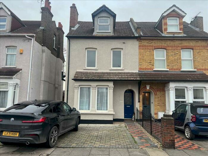 5 Bedroom Terraced House To Rent In Belvedere Road, Bexleyheath, DA7