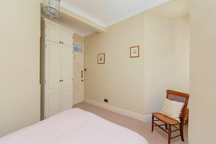 1 Bedroom Flat For Sale In Great Pulteney Street, Bath, BA2