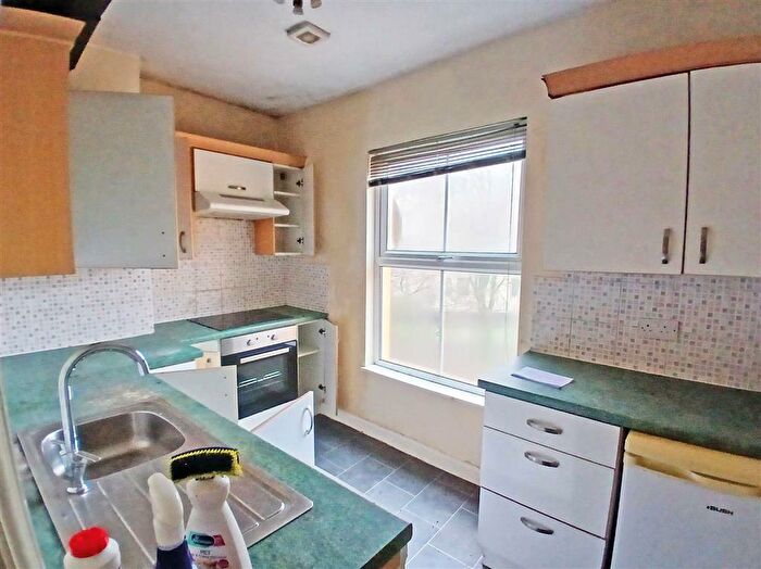 2 Bedroom Flat For Sale In Deansgate, Bolton, BL1