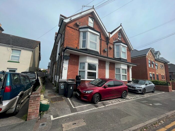 1 Bedroom Flat To Rent In - Windham Road, Bournemouth, BH1