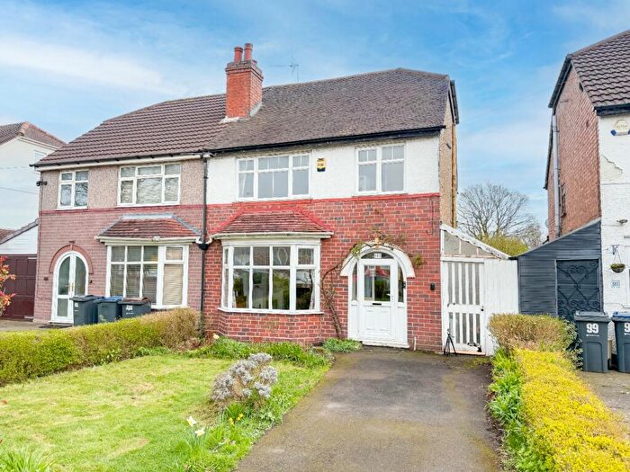 3 Bedroom Semi Detached House For Sale In Newbridge Road, Birmingham, B9