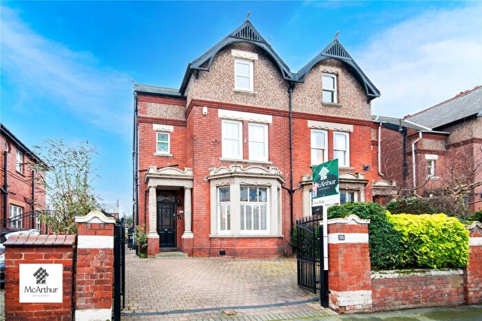 5 Bedroom Semi Detached House For Sale In Axholme Road, Doncaster, South Yorkshire, DN2