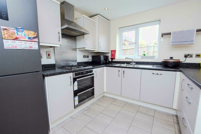 4 Bedroom House To Rent In Centurion Way, Selly Oak, Birmingham, B29