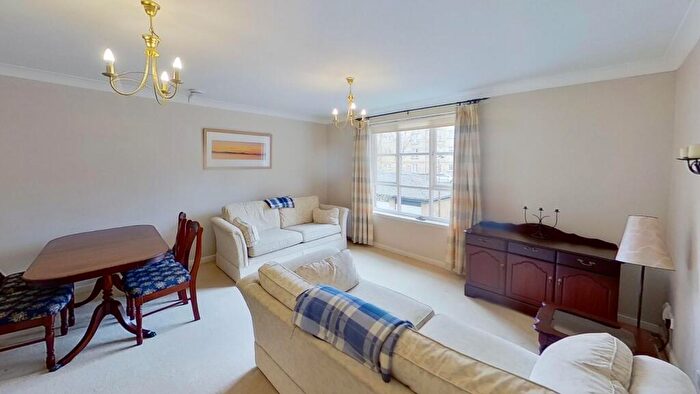 3 Bedroom Flat To Rent In Russell Gardens, Edinburgh, EH12