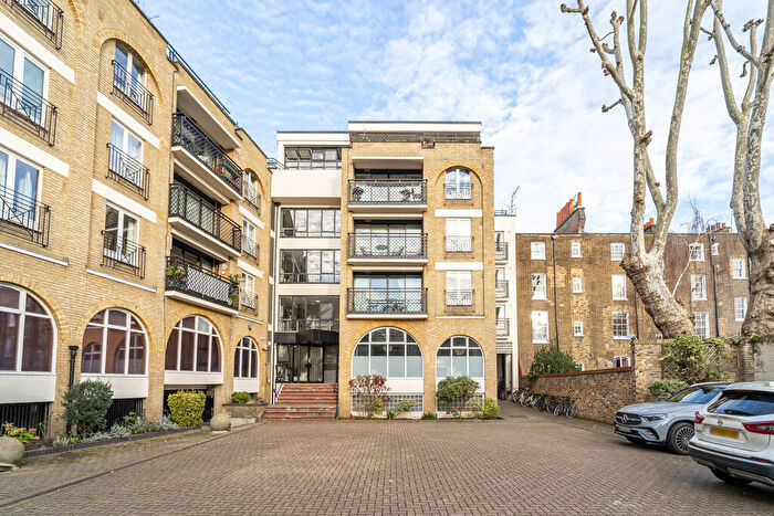 1 Bedroom Apartment For Sale In Milner Square, Barnsbury, London, N1 - Photo 7