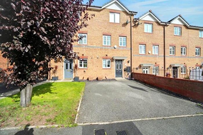 3 Bedroom Town House For Sale In Merlin Road, Birkenhead, Wirral, Merseyside, CH42