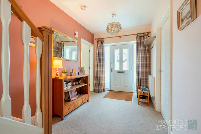 5 Bedroom Detached House For Sale In Barbastelle Crescent, Hethersett, NR9