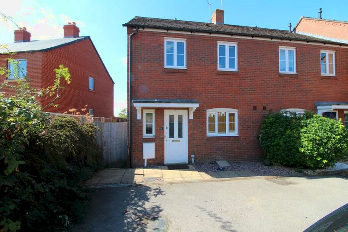3 Bedroom Semi-Detached Bungalow To Rent In Maltings Field, Castlethorpe, Milton Keynes, MK19