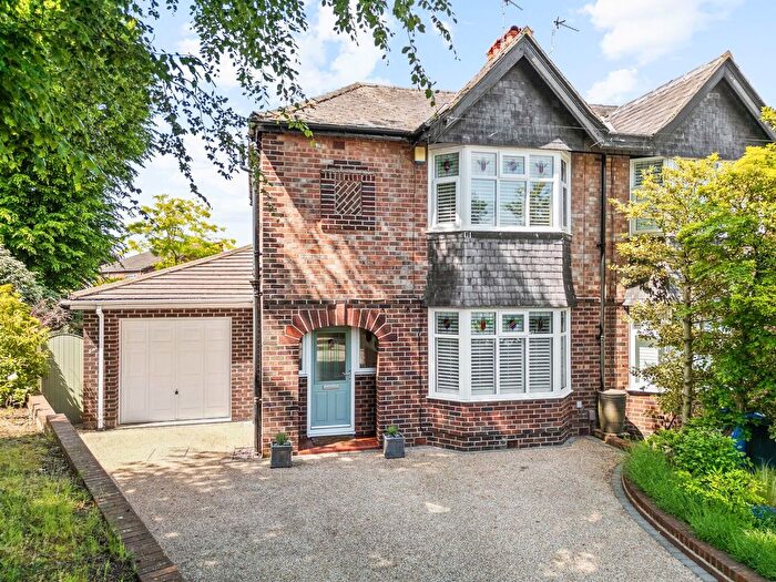 3 Bedroom Semi-Detached House For Sale In Parkgate Road, Stockton Heath, WA4