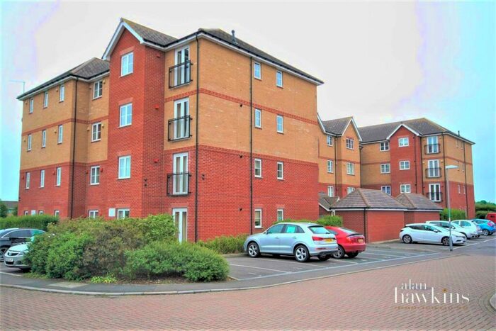 2 Bedroom Flat To Rent In Lansdowne House, Greenbridge, SN3