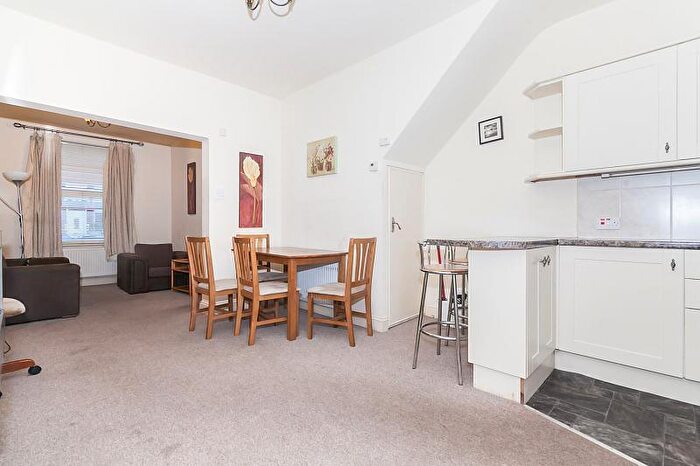 2 Bedroom Terraced House To Rent In Horton Road, Rusholme, Manchester, M14