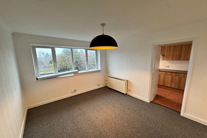 1 Bedroom Flat To Rent In Park Street, Beeston, NG9